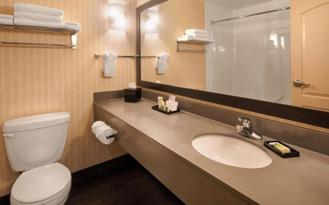 Best Western Plus Meridian Hotel