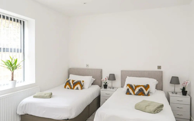 Bryn Min Manton Apartment