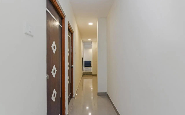 OYO 24756 Devi Residency