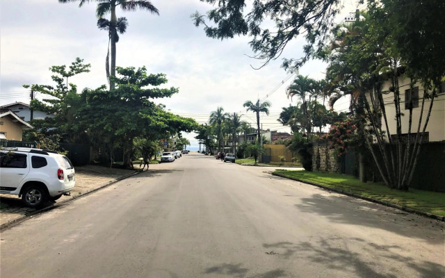 Flat duplex localização espetacular 2 quadras da praia