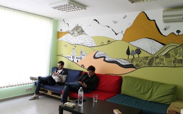 HOSTEL44