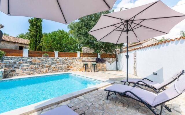 Villa Sweet Retreat