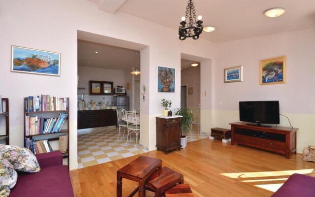Beautiful Home in Split With Wifi and 3 Bedrooms