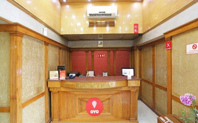 OYO 7838 Amrit Regency