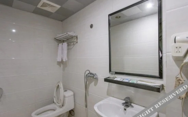 Jinyu Business Hotel