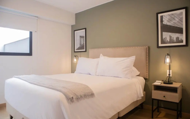 w Peaceful 1BR w/ Perfect Balcony in Miraflores