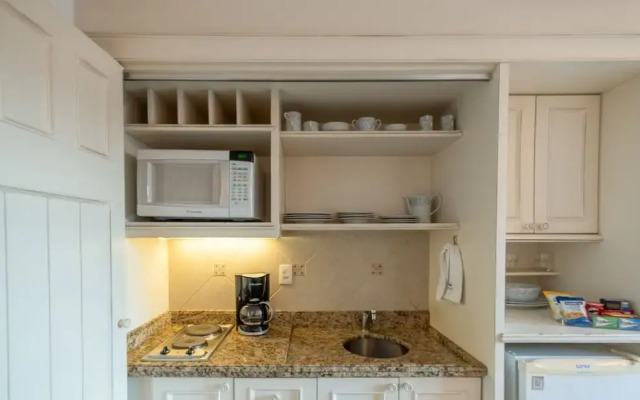 Suite com cozinha dentro de hotel ILCTOP