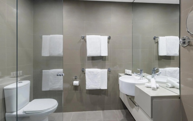 Holiday Inn & Suites Sydney Bondi Junction by IHG