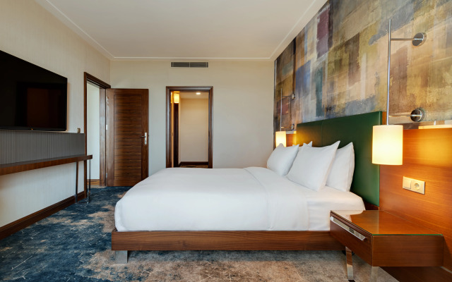 DoubleTree by Hilton Hotel Van