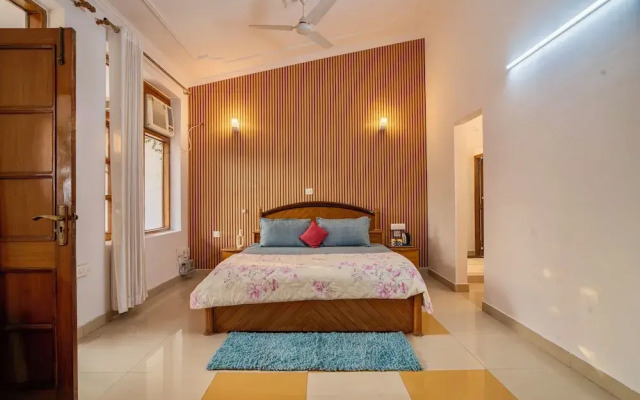 White House By The Ganges
