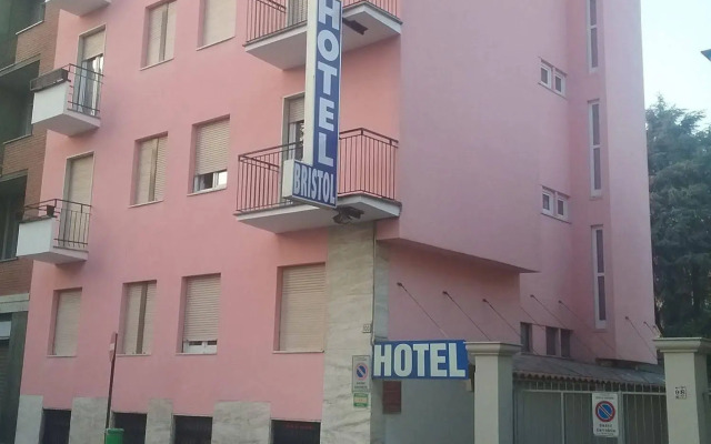 Hotel Bristol