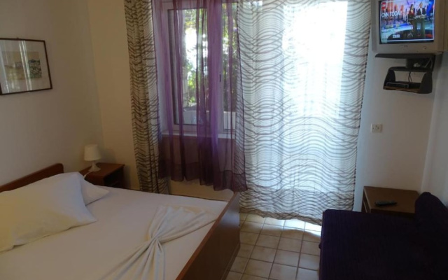 Villa Azure Saplunara