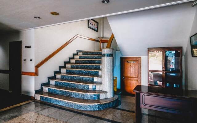 RedDoorz Plus near Taman Safari Indonesia