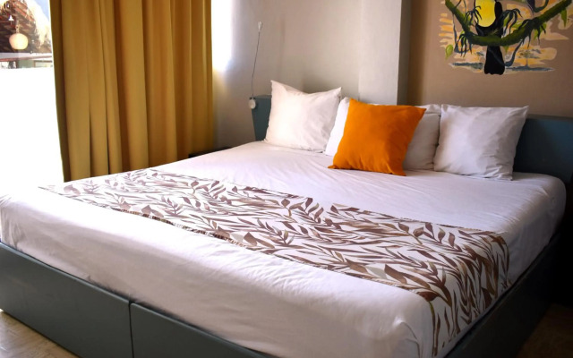 The Caribbean Sun Apart Suites