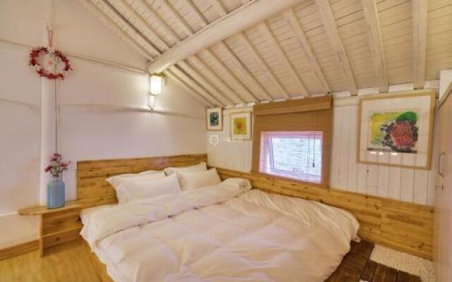 Petty Home No.2 - West Lake Avenue Branch