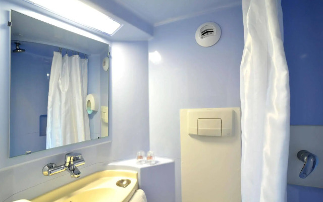 Welcomotel Coignières