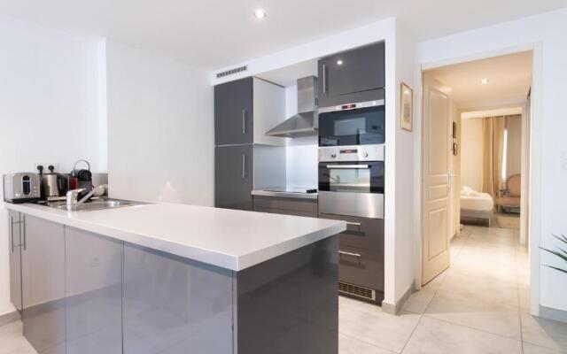APPARTEMENT T2 SPACIEUX ET COSY - HYPER-CENTRE - FREE WIFI - 2 pers