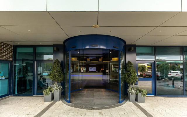 Holiday Inn Express London Heathrow T5 by IHG