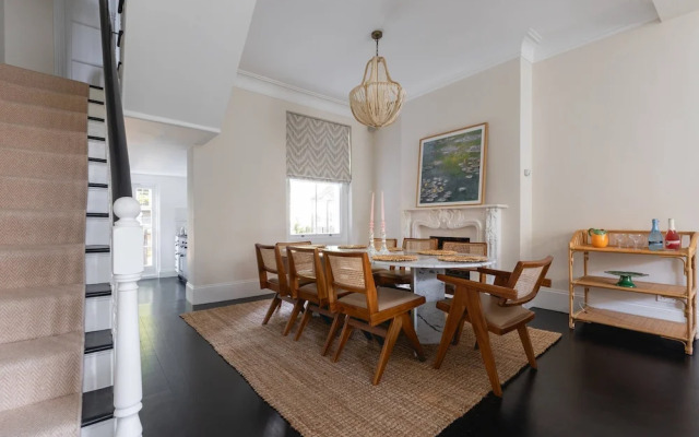 Edith Grove Viii by Onefinestay