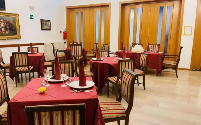 Savoia Palace