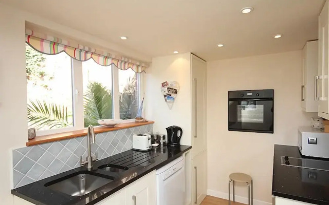 Porthole Cottage
