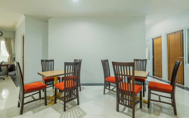 Al Jazeerah Residence Syariah by OYO Rooms