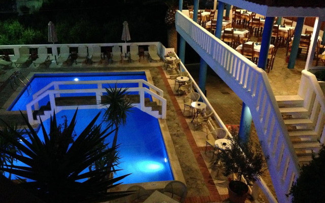 Folia Hotel - Apartments