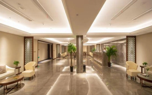 Changshu Skyline Cloud Hotel