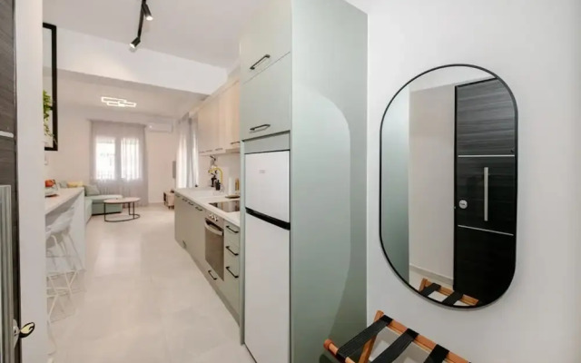 Minimal Chic Retreat Suite