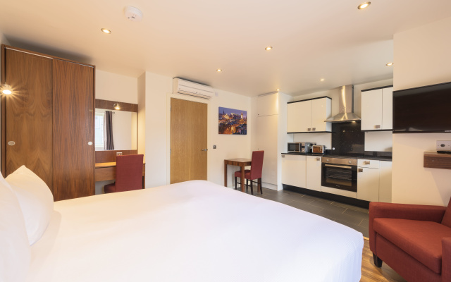 Holyrood Aparthotel