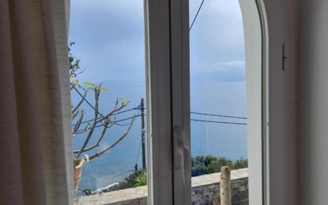 Mirabello Sea House