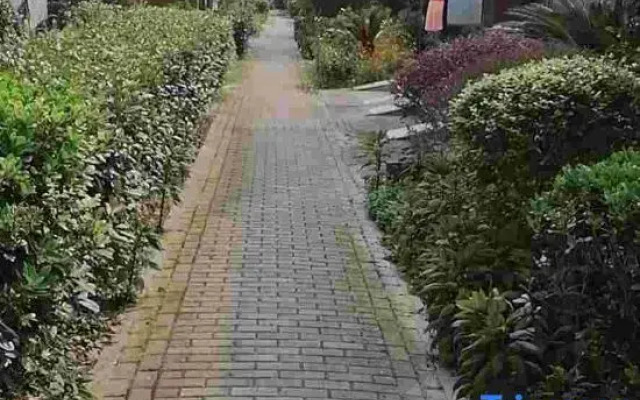 Jiayou Apartment