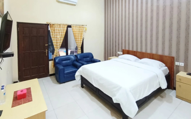 Gita Puri RedPartner Blitar