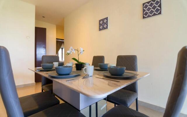 A Comfy & Cozy 2BR Home in Ukay Heights