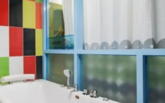 Icarus Unmanned Motel