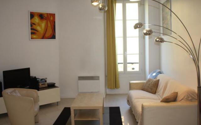 Happyfew - Le Central