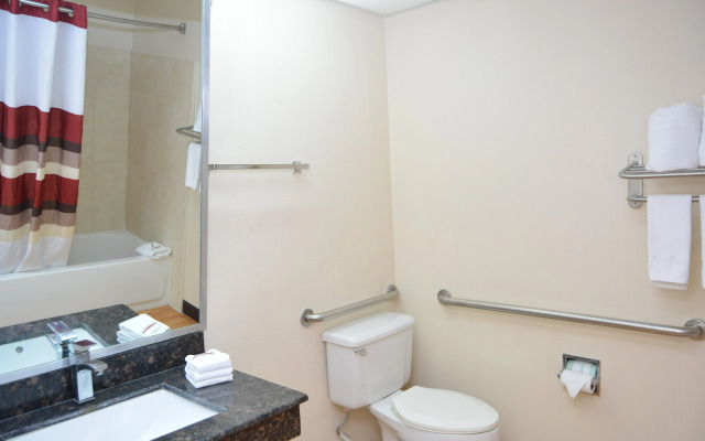 Red Roof Inn PLUS+ & Suites Chattanooga - Downtown