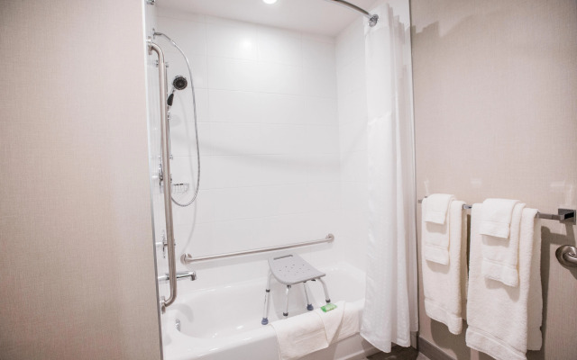 Holiday Inn Calgary South Conference Center by IHG