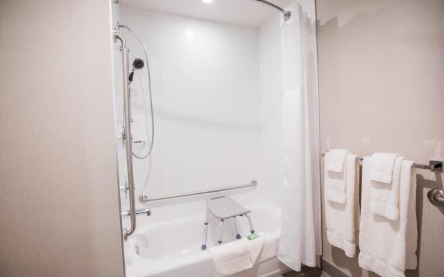 Holiday Inn Calgary South Conference Center by IHG