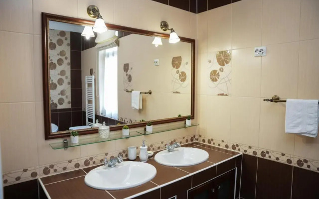 Várkert Deluxe Apartmanház