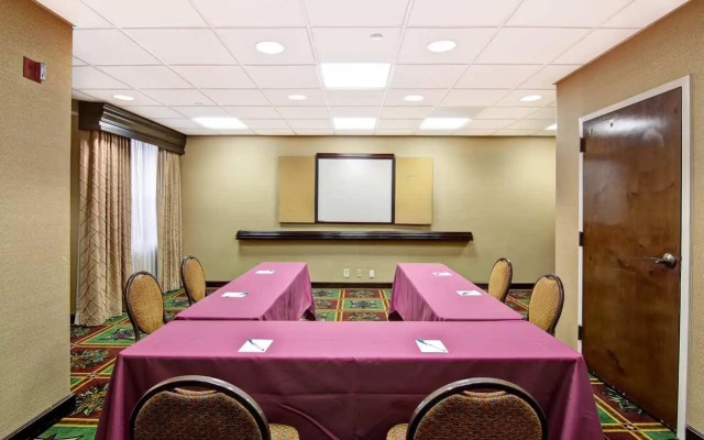 Homewood Suites by Hilton North Dallas-Plano