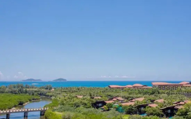 sanya mountain and sea villas hotel