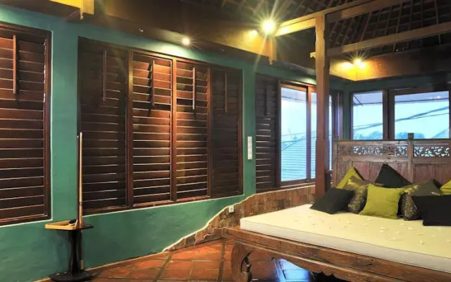 Catur Kembar Villa