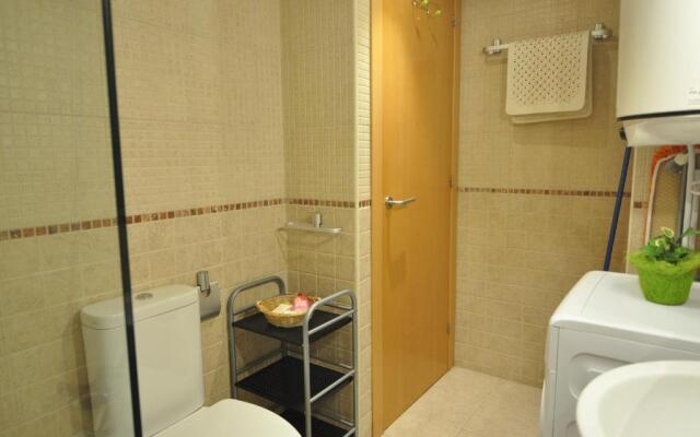 RNET - 402 - Porto Marina - Roses Costa Brava