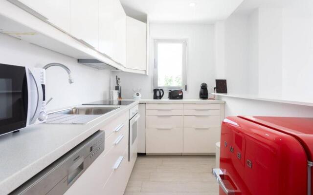 The White Heart House – Attic Sea View