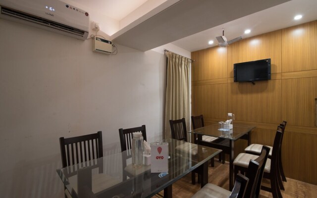 OYO 10000 Hotel Aquolim