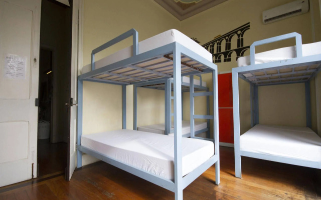 Rio Forest Hostel