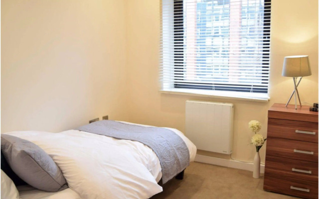 Morland House Apartments