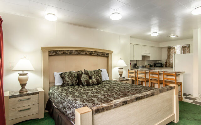 Rodeway Inn & Suites