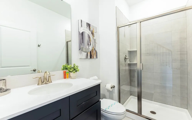 Tvpm-2660rt/sl 4 Bedroom Townhouse by RedAwning